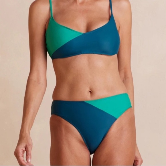 NWT Summersalt Marina Bikini Top and Diagonal Bottom Size 8 - Picture 2 of 13